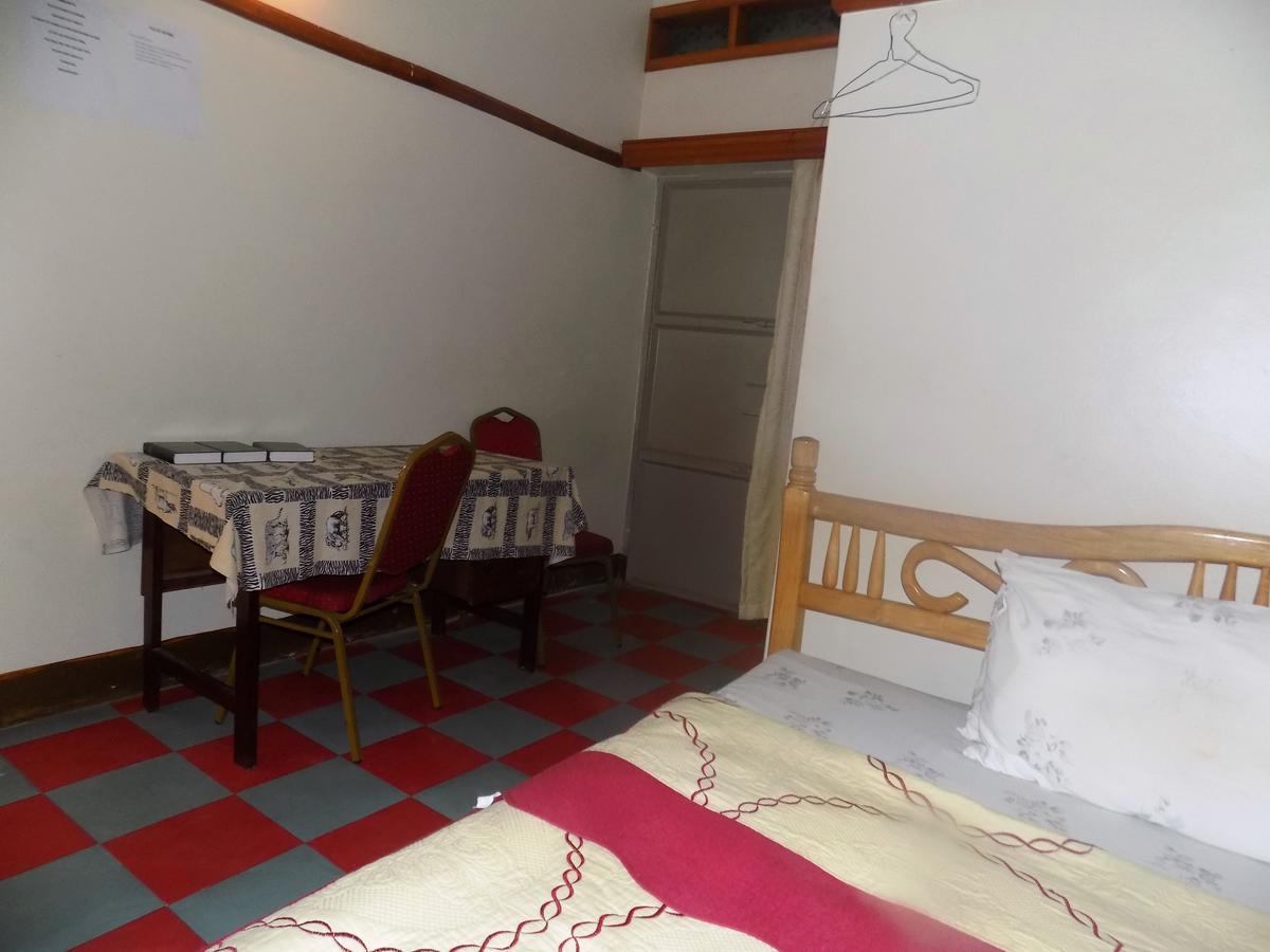 Rhino Motel Mbarara Extérieur photo